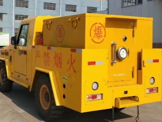 伊通凯龙爆破器材运输车：保障爆破任务的安全运行